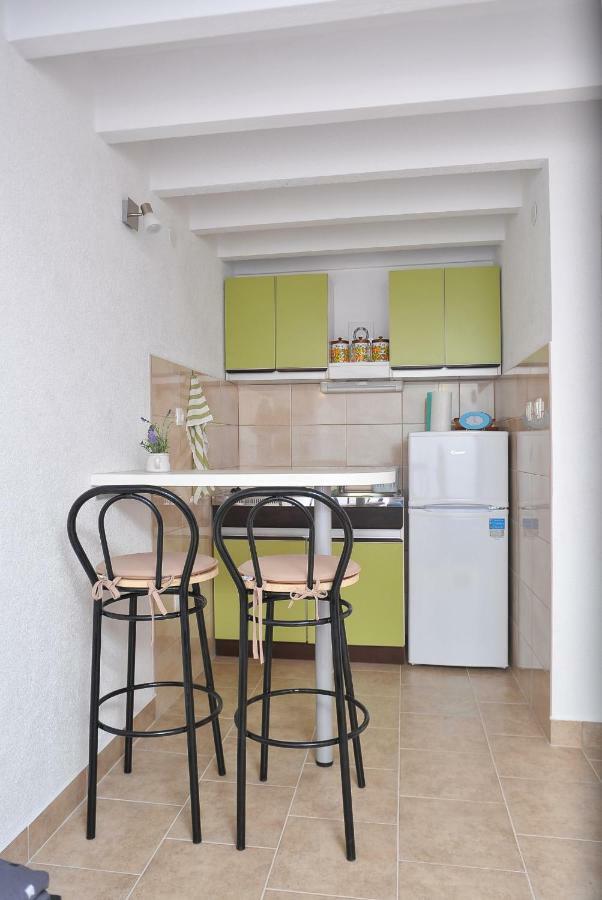 Apartments Sonia & Ana Trogir Extérieur photo